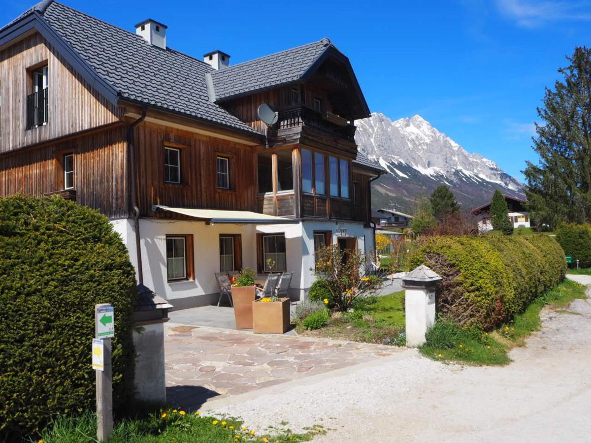 Der Grimmige Berg Sankt Martin am Grimming Exterior foto